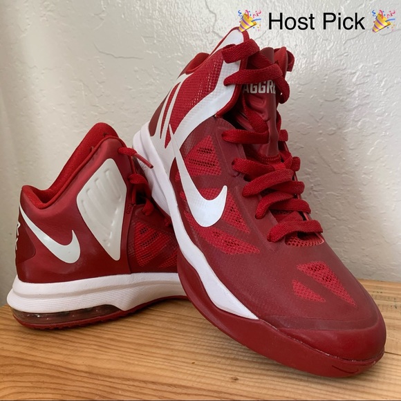 NWOT Nike Air Max Hyper Aggressor Basketball Shoes